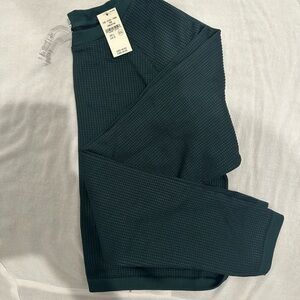 Aerie long sleeve cropped shirt